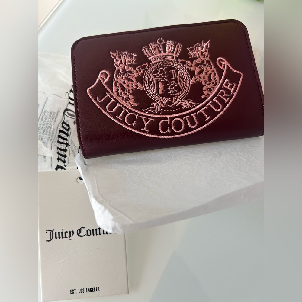 Burgundy pink Scottie Dog Bifold zipper faux leather Wallet
